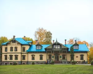 Рэстаўрацыя сядзібнага дома на тэрыторыі Лошыцкага сядзібна-паркавага комплексу