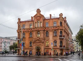 Здание суда ЕврАзЭС по ул.Кирова, 5