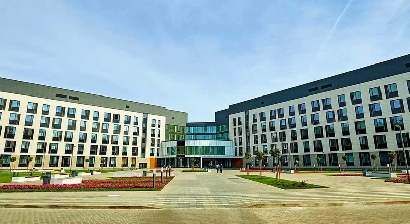 Строительство комплекса зданий государственного учреждения «Клинический медицинский центр» в районе дер. Ждановичи Минского района
